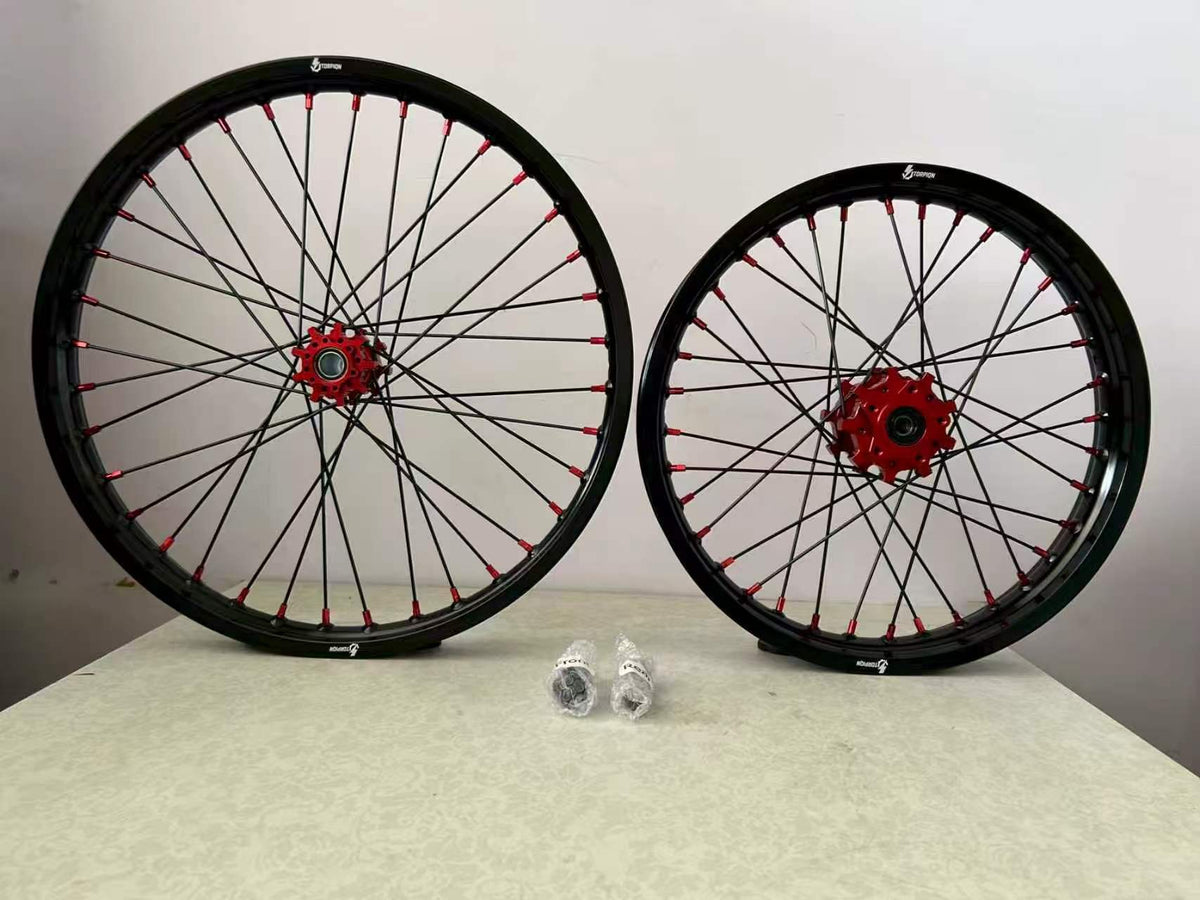 21/18" Offroad Laufradsatz Zubehör in Rot 1